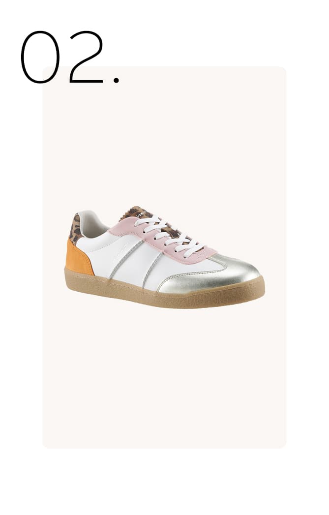 Sneaker met verschillende kleuren en panterprint