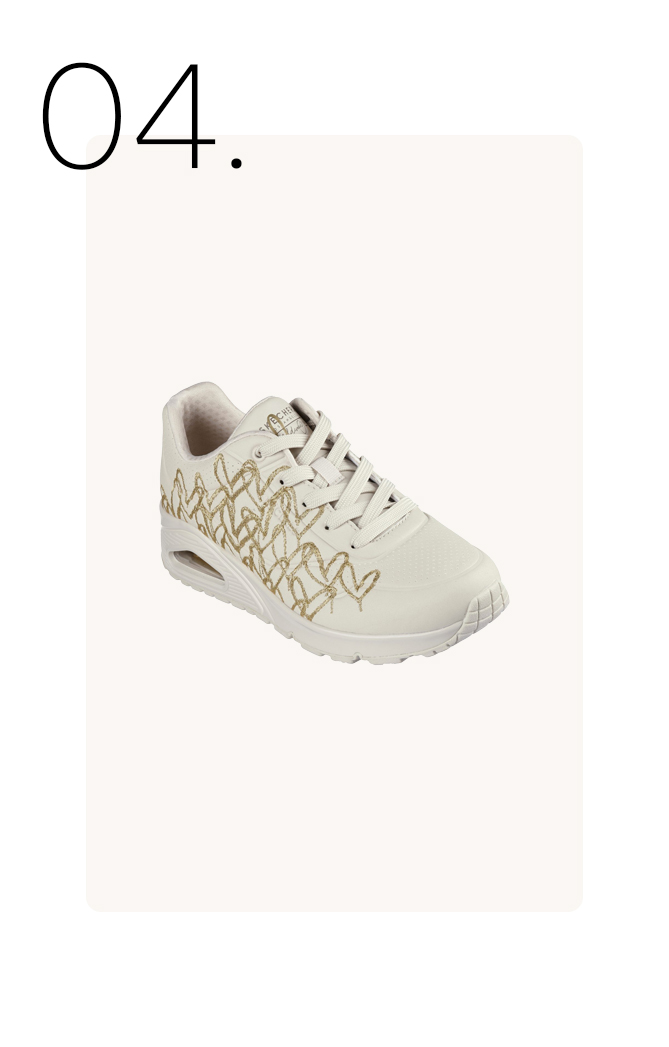 Sneaker met hartjes print