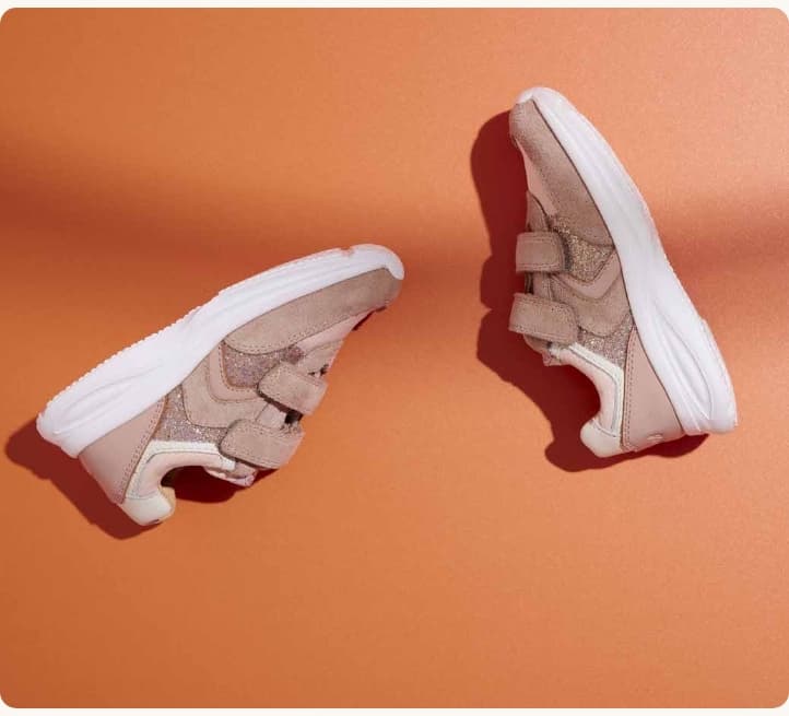 sale kinder schoenen en accessoires