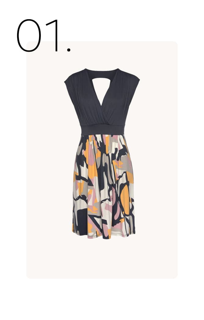 Cocktailjurk met uigesneden rug